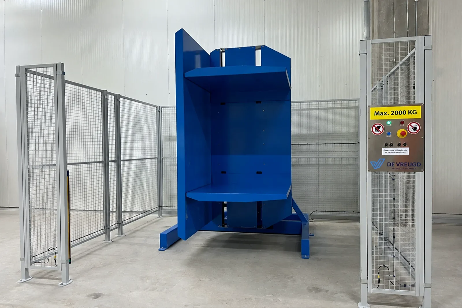 PalletRotator, versione per celle frigorifere, in un magazzino frigorifero